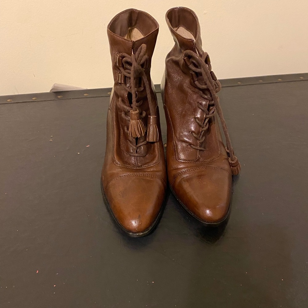 Enzo Angiolini Brown Lace Up Granny/ Victorian Style Leather Vintage Boots